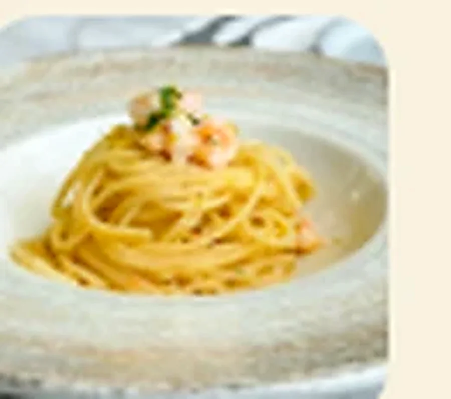 Linguine pasta with shrimp in a creamy lemon sauce