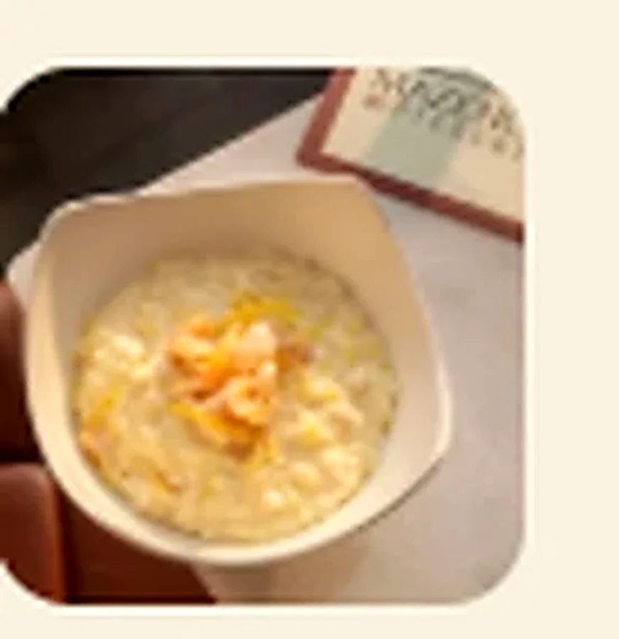 Creamy risotto with shrimp, lemon and butter